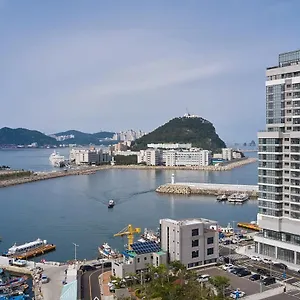 Citadines Connect Hari ホテル